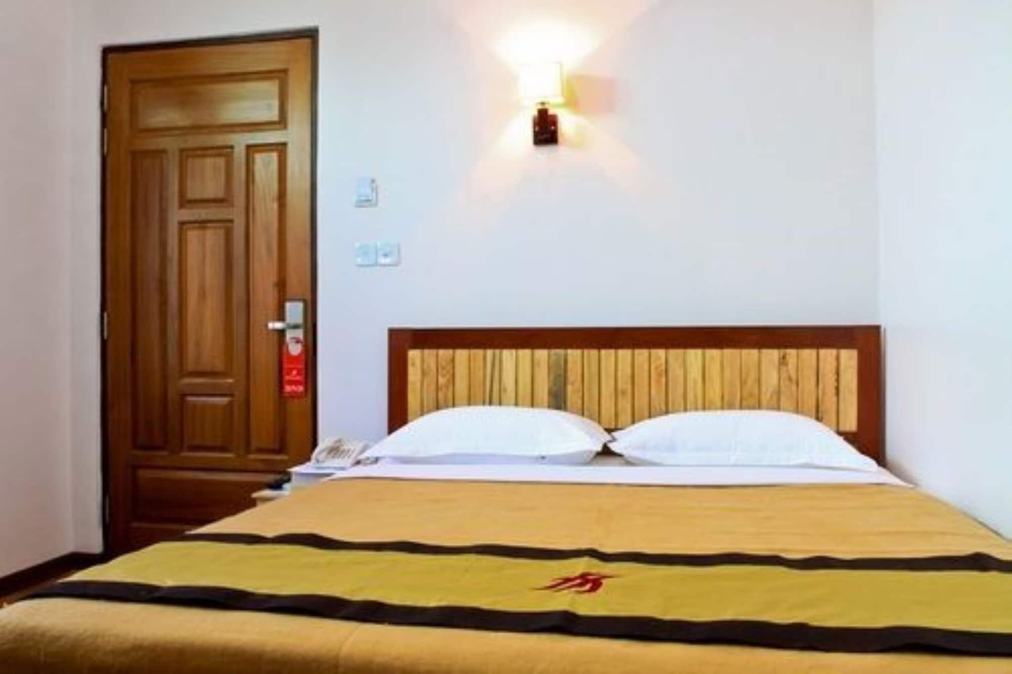 Hotel 7 Mile Rangún Exteriér fotografie